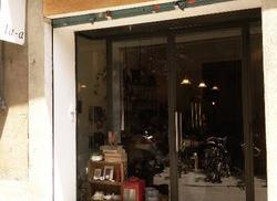 la-a. Regals i decoració