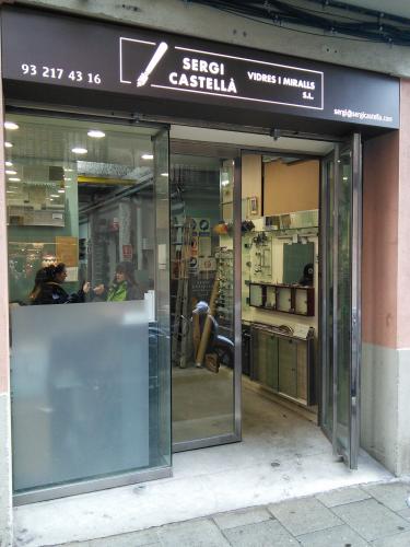 SERGI CASTELLA Vidres i Miralls